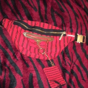 sprayground fannypack